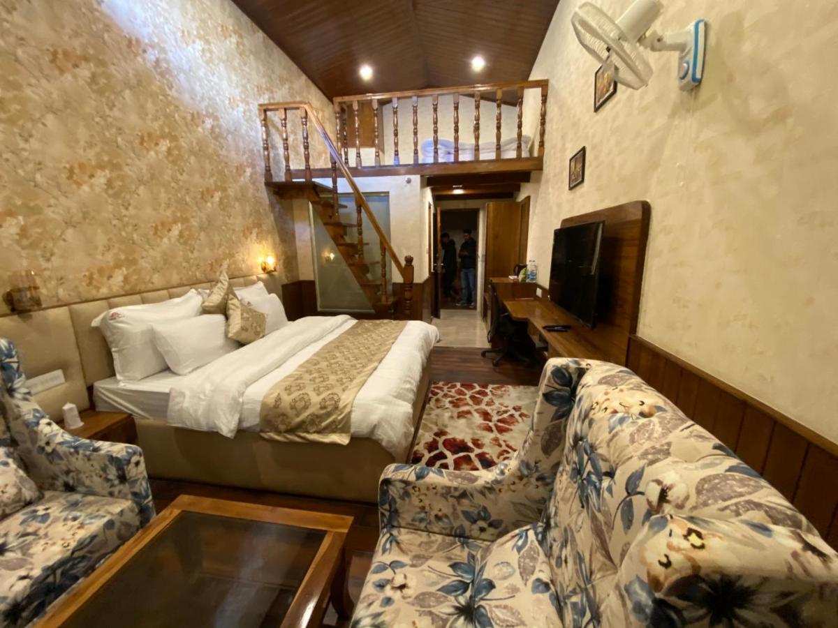 Hotel Royal Castle Kasol Exterior foto